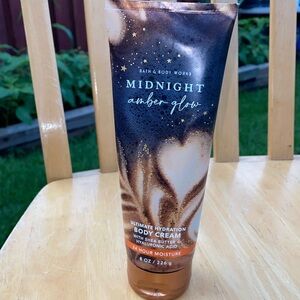 Bath & Body Works Midnight Amber Glow Body Cream